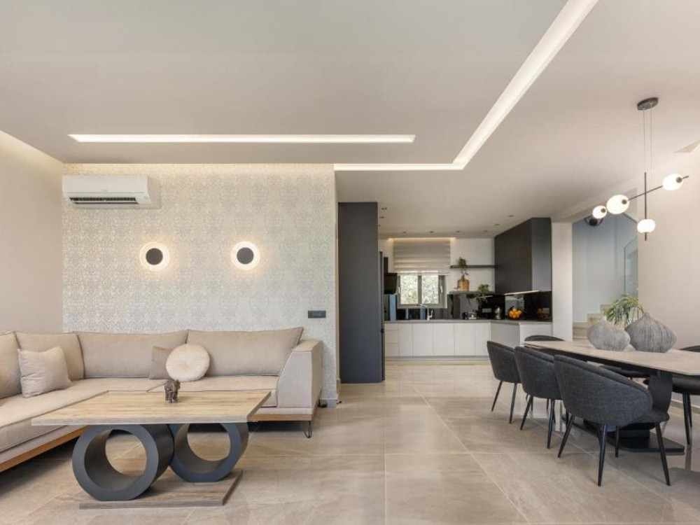 Excursion Sofar Hotel